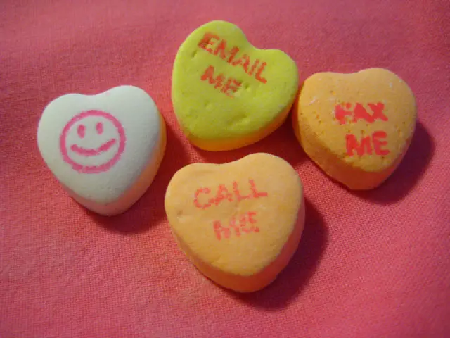 conversation-hearts-candy