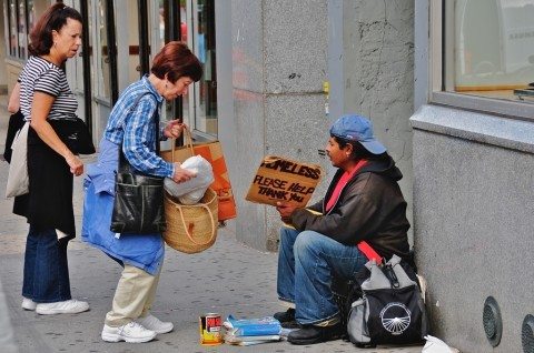 helping-the-homeless