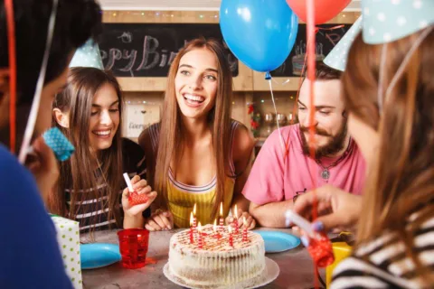 Here's a list of the best places to find all sorts of free stuff that you can take advantage of on your birthday. Once you see all of the amazing birthday freebies, I bet you find plenty of fun places to visit on your next birthday!...