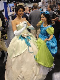 princess-tianna-costume-by-popculturegeekDOTcom.jpg