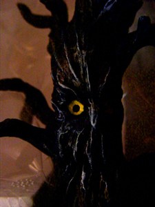 scary-halloween-tree-by-JimmyMac210-catching-up-on.jpg